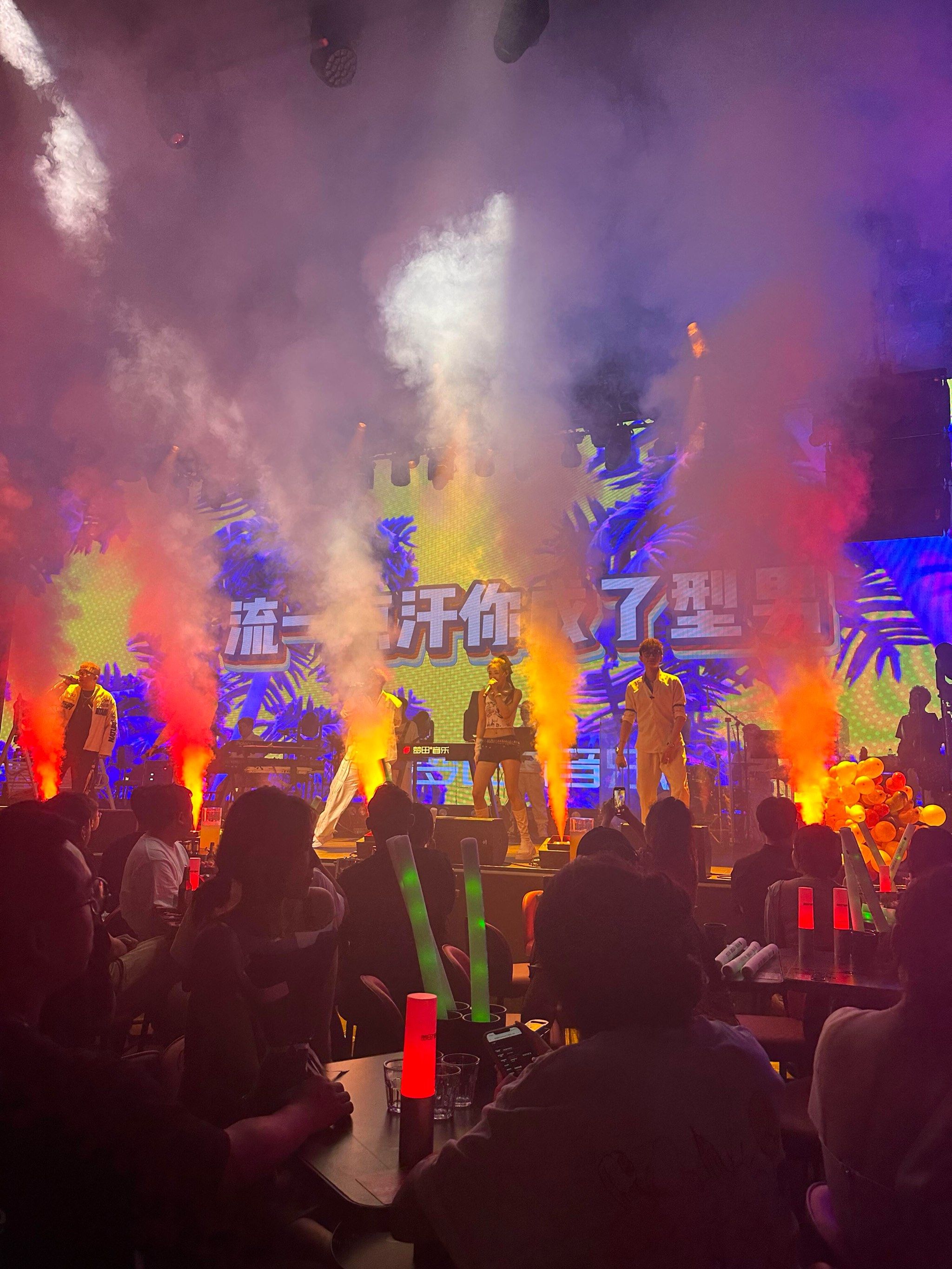 保定商务KTV尽享夜场风情-蠡县ktv预订